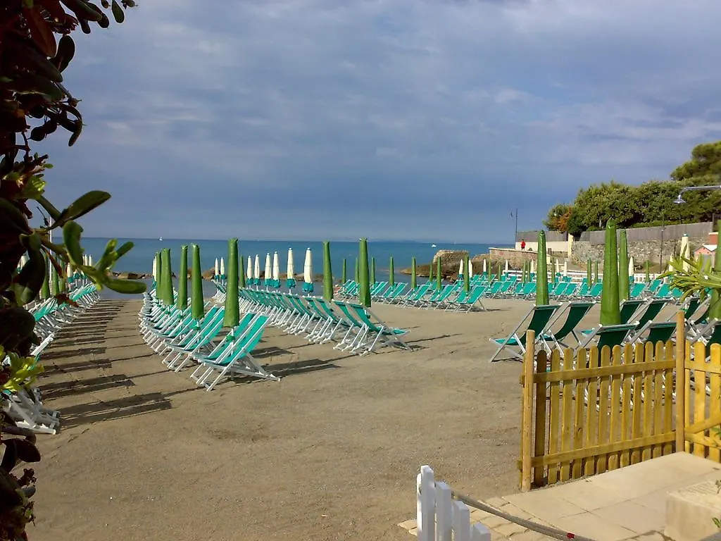 Villa Angolino Castiglioncello Italien